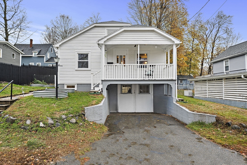 21 Green St, Merrimac, Massachusetts, 2 Bedrooms Bedrooms, 4 Rooms Rooms,1 BathroomBathrooms,Residential,For Sale,Green St,73454209