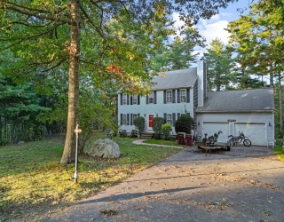 77 Millstone Ln, Middleboro, Massachusetts, 3 Bedrooms Bedrooms, 7 Rooms Rooms,2.5 BathroomsBathrooms,Residential,For Sale,Millstone Ln,73445600