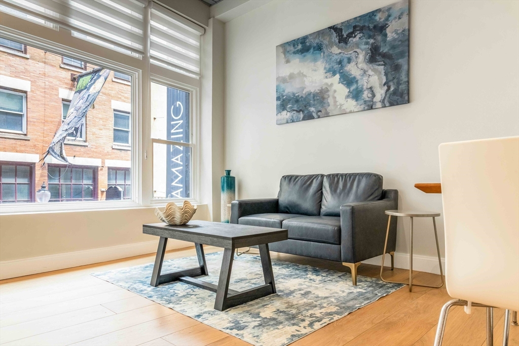 44 Bromfield, Boston, Massachusetts, 1 Bedroom Bedrooms, 4 Rooms Rooms,1 BathroomBathrooms,Residential Lease,For Rent,Bromfield,73466700