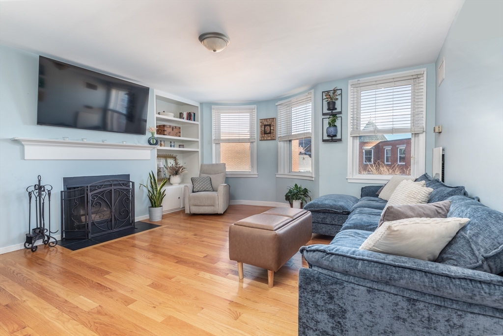 47 Harvard, Boston, Massachusetts, 1 Bedroom Bedrooms, 3 Rooms Rooms,1 BathroomBathrooms,Residential,For Sale,Harvard,73466711