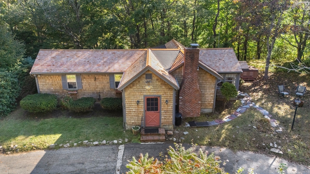 324 Sandwich St, Plymouth, Massachusetts, 1 Bedroom Bedrooms, 4 Rooms Rooms,1 BathroomBathrooms,Residential,For Sale,Sandwich St,73466716