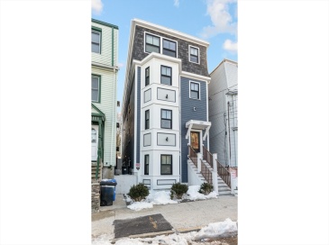 229 E Eagle Street, Boston, Massachusetts, 2 Bedrooms Bedrooms, 5 Rooms Rooms,2 BathroomsBathrooms,Residential Lease,For Rent,E Eagle Street,73466731