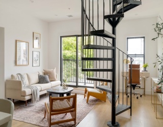 95 Addison Street, Boston, Massachusetts, 2 Bedrooms Bedrooms, 5 Rooms Rooms,2 BathroomsBathrooms,Residential,For Sale,Addison Street,73466854