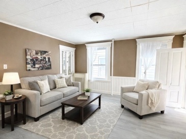 11 Doane, Fitchburg, Massachusetts, 3 Bedrooms Bedrooms, 6 Rooms Rooms,1 BathroomBathrooms,Residential Lease,For Rent,Doane,73466860