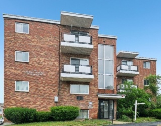 770 Cummins Hwy, Boston, Massachusetts, 2 Bedrooms Bedrooms, 4 Rooms Rooms,1 BathroomBathrooms,Residential Lease,For Rent,Cummins Hwy,73466863