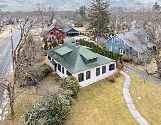 1423 Longmeadow Street, Longmeadow, Massachusetts, 5 Bedrooms Bedrooms, 8 Rooms Rooms,1.5 BathroomsBathrooms,Residential,For Sale,Longmeadow Street,73466858