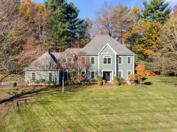 32 Cider Hill Lane, Sherborn, Massachusetts, 4 Bedrooms Bedrooms, 9 Rooms Rooms,4 BathroomsBathrooms,Residential,For Sale,Cider Hill Lane,73466831