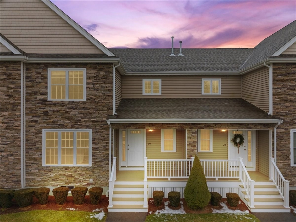 22 Highland Rd, Raynham, Massachusetts, 3 Bedrooms Bedrooms, 6 Rooms Rooms,2.5 BathroomsBathrooms,Residential,For Sale,Highland Rd,73466956