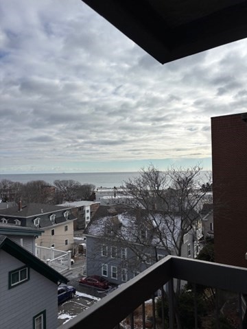 12 Chancery Ct, Lynn, Massachusetts, 2 Bedrooms Bedrooms, 4 Rooms Rooms,2 BathroomsBathrooms,Residential,For Sale,Chancery Ct,73466959