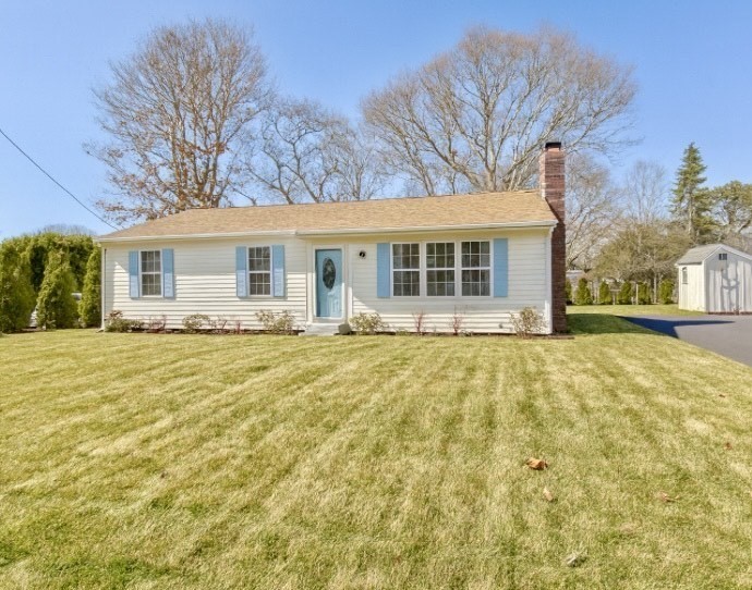 20 Swallow St, Falmouth, Massachusetts, 3 Bedrooms Bedrooms, 6 Rooms Rooms,1.5 BathroomsBathrooms,Residential,For Sale,Swallow St,73460206