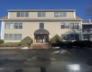 353 Cabot, Beverly, Massachusetts, 2 Bedrooms Bedrooms, 5 Rooms Rooms,1.5 BathroomsBathrooms,Residential Lease,For Rent,Cabot,73466906