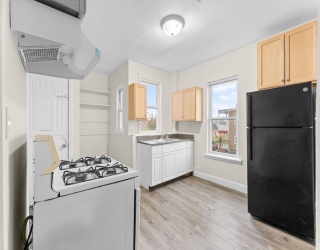 239 Bowdoin St, Boston, Massachusetts, 5 Bedrooms Bedrooms, 6 Rooms Rooms,1 BathroomBathrooms,Residential Lease,For Rent,Bowdoin St,73466907