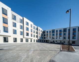 289 Walk Hill Rd, Boston, Massachusetts, 2 Bedrooms Bedrooms, 6 Rooms Rooms,2 BathroomsBathrooms,Residential Lease,For Rent,Walk Hill Rd,73466918