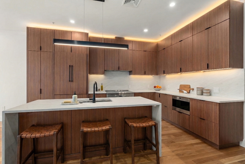 58 Kent, Brookline, Massachusetts, 2 Bedrooms Bedrooms, 4 Rooms Rooms,1 BathroomBathrooms,Residential,For Sale,Kent,73466969