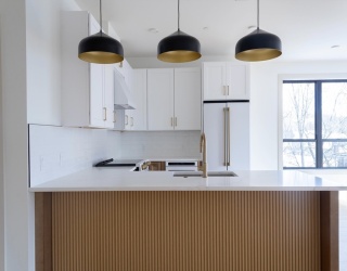 1025 Massachusetts Avenue, Arlington, Massachusetts, 2 Bedrooms Bedrooms, 5 Rooms Rooms,2 BathroomsBathrooms,Residential,For Sale,Massachusetts Avenue,73464490