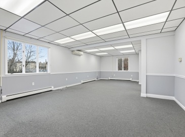 105 Haverhill St, Methuen, Massachusetts, ,Commercial Lease,For Rent,Haverhill St,73466999