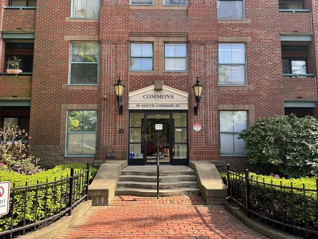 50 S Common Street, Lynn, Massachusetts, 1 Bedroom Bedrooms, 4 Rooms Rooms,1 BathroomBathrooms,Residential Lease,For Rent,S Common Street,73467001