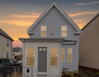 39 Centre St, Lynn, Massachusetts, 3 Bedrooms Bedrooms, 5 Rooms Rooms,2 BathroomsBathrooms,Residential,For Sale,Centre St,73453918