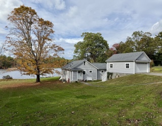 60 Beech St, Palmer, Massachusetts, 2 Bedrooms Bedrooms, 5 Rooms Rooms,1.5 BathroomsBathrooms,Residential,For Sale,Beech St,73444255