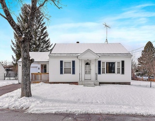 71 Hurd St, Fitchburg, Massachusetts, 2 Bedrooms Bedrooms, 4 Rooms Rooms,1 BathroomBathrooms,Residential,For Sale,Hurd St,73464376