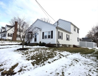 117 Warren Ave, Marlborough, Massachusetts, 3 Bedrooms Bedrooms, 7 Rooms Rooms,2.5 BathroomsBathrooms,Residential,For Sale,Warren Ave,73467119