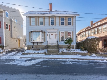 275 Bank St, Fall River, Massachusetts, 4 Bedrooms Bedrooms, 16 Rooms Rooms,4 BathroomsBathrooms,Residential Income,For Sale,Bank St,73467128