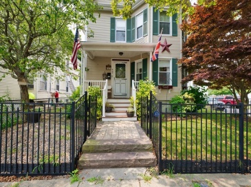 467 Brock Ave, New Bedford, Massachusetts, 3 Bedrooms Bedrooms, 7 Rooms Rooms,2 BathroomsBathrooms,Residential,For Sale,Brock Ave,73467167