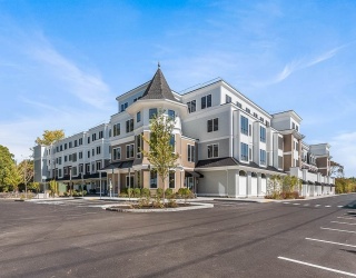 22 Everett St, Westwood, Massachusetts, 1 Bedroom Bedrooms, 4 Rooms Rooms,1.5 BathroomsBathrooms,Residential Lease,For Rent,Everett St,73467201