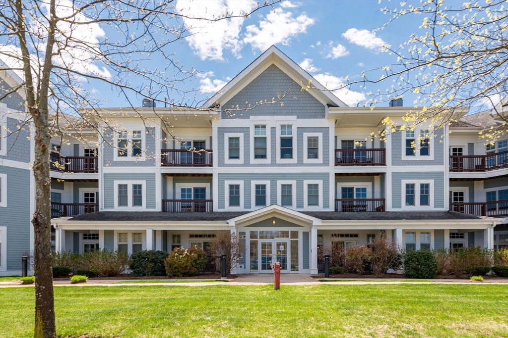 501 Commerce Dr, Braintree, Massachusetts, 2 Bedrooms Bedrooms, 4 Rooms Rooms,2 BathroomsBathrooms,Residential,For Sale,Commerce Dr,73467266