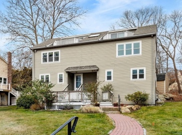 3 Sandpiper Lane, Rockport, Massachusetts, 2 Bedrooms Bedrooms, 6 Rooms Rooms,1.5 BathroomsBathrooms,Residential Lease,For Rent,Sandpiper Lane,73460248