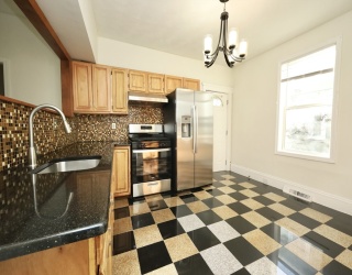 488 Pleasant, Malden, Massachusetts, 3 Bedrooms Bedrooms, 7 Rooms Rooms,1.5 BathroomsBathrooms,Residential Lease,For Rent,Pleasant,73467297