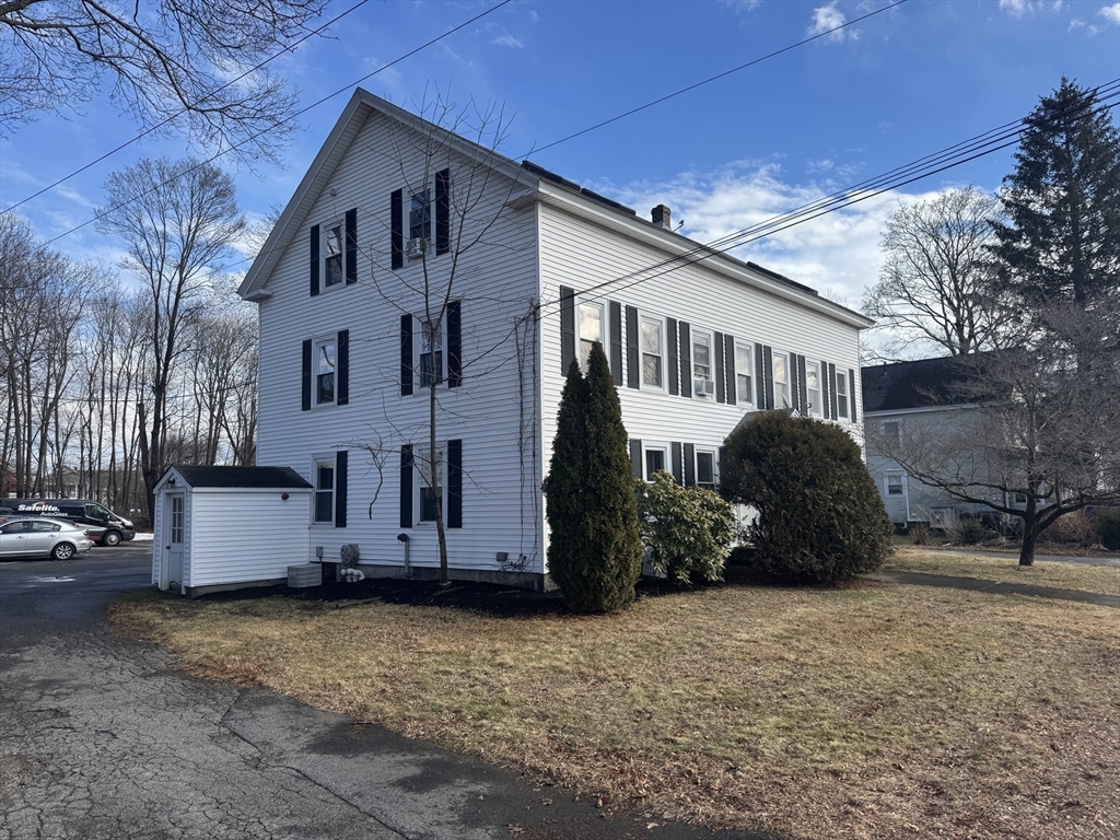 71 Rivulet St, Uxbridge, Massachusetts, 1 Bedroom Bedrooms, 3 Rooms Rooms,1 BathroomBathrooms,Residential,For Sale,Rivulet St,73467380