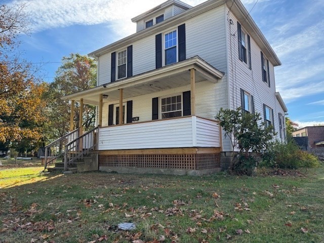 24 Cypress St, Greenfield, Massachusetts, 3 Bedrooms Bedrooms, 6 Rooms Rooms,2 BathroomsBathrooms,Residential,For Sale,Cypress St,73446302