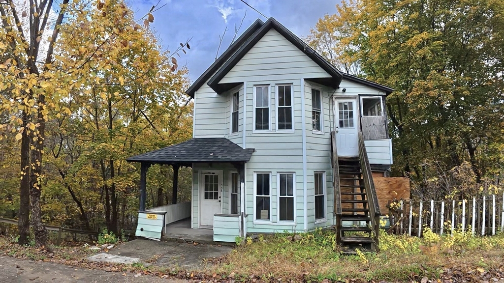 336 Walnut St, North Adams, Massachusetts, 5 Bedrooms Bedrooms, 14 Rooms Rooms,Residential Income,For Sale,Walnut St,73448494