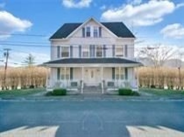 315 Woronoco Rd, Russell, Massachusetts, 8 Bedrooms Bedrooms, 17 Rooms Rooms,4 BathroomsBathrooms,Residential Income,For Sale,Woronoco Rd,73467501