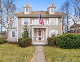 45 Bedford Street, Abington, Massachusetts, 4 Bedrooms Bedrooms, 8 Rooms Rooms,1.5 BathroomsBathrooms,Residential,For Sale,Bedford Street,73466832