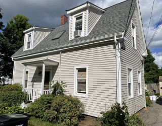 20 Church Ave, East Bridgewater, Massachusetts, 4 Bedrooms Bedrooms, 7 Rooms Rooms,2 BathroomsBathrooms,Residential Income,For Sale,Church Ave,73466450