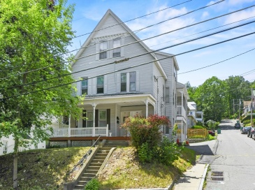 198-200 Blossom Street, Fitchburg, Massachusetts, 3 Bedrooms Bedrooms, 6 Rooms Rooms,1 BathroomBathrooms,Residential Lease,For Rent,Blossom Street,73467385