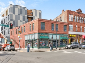 230 Meridian St, Boston, Massachusetts, ,Commercial Lease,For Rent,Meridian St,73467415