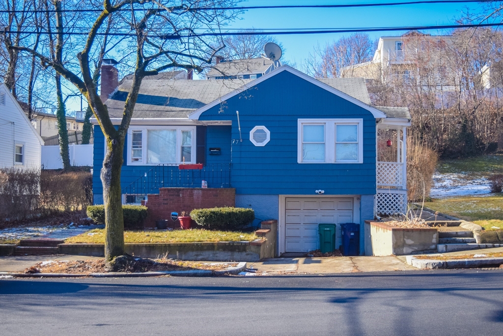 77 Maryknoll St, Boston, Massachusetts, 2 Bedrooms Bedrooms, 5 Rooms Rooms,1 BathroomBathrooms,Residential Lease,For Rent,Maryknoll St,73467426