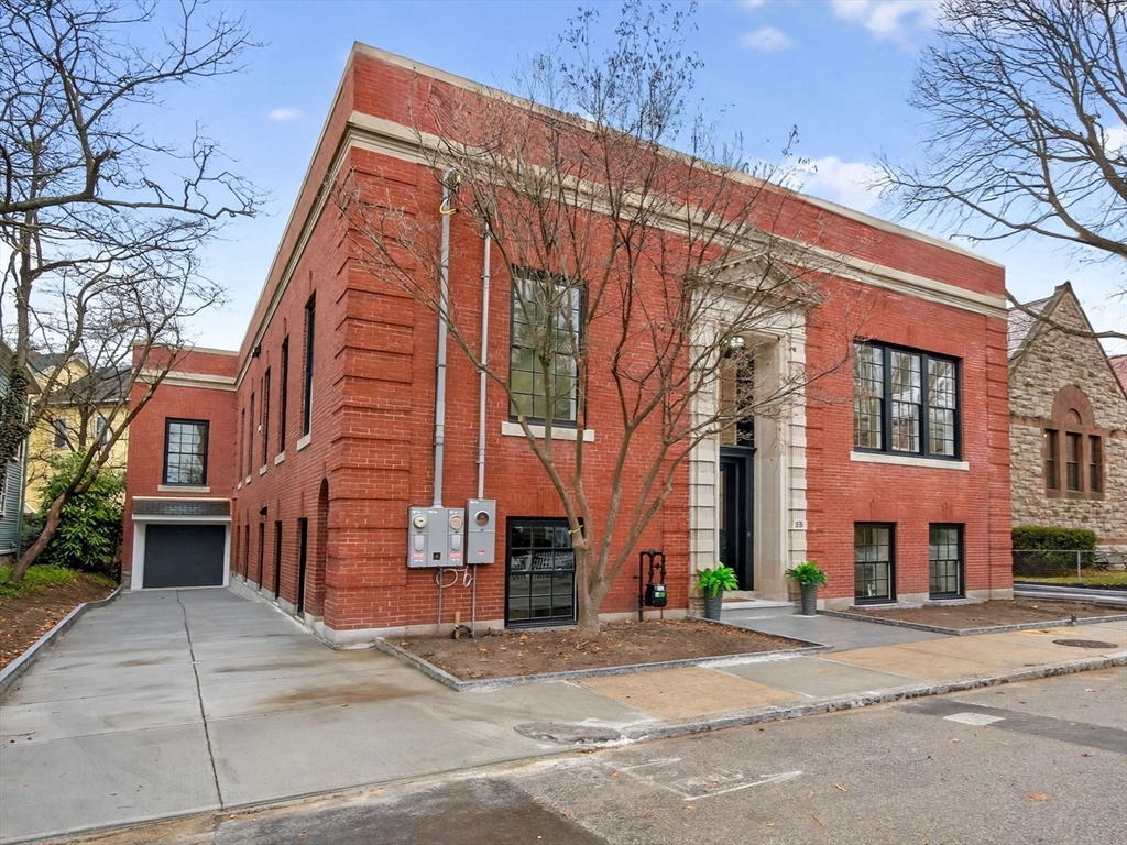 55 Church Street, Dedham, Massachusetts, 3 Bedrooms Bedrooms, 7 Rooms Rooms,4 BathroomsBathrooms,Residential,For Sale,Church Street,73461668