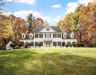 50 Old Farm Rd, Lunenburg, Massachusetts, 4 Bedrooms Bedrooms, 11 Rooms Rooms,2.5 BathroomsBathrooms,Residential,For Sale,Old Farm Rd,73467424