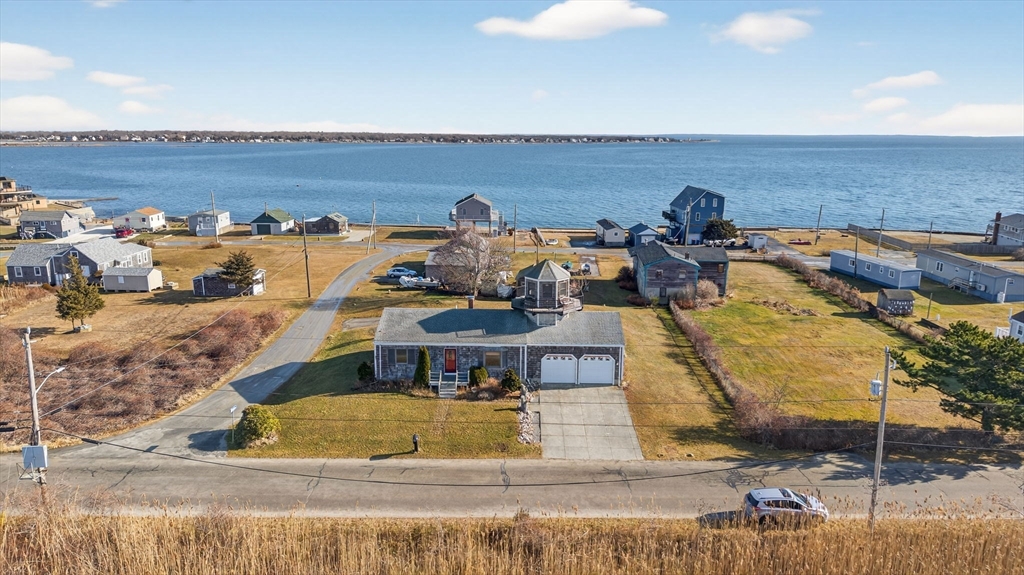 871 Sconticut Neck Rd, Fairhaven, Massachusetts, 2 Bedrooms Bedrooms, 5 Rooms Rooms,2 BathroomsBathrooms,Residential,For Sale,Sconticut Neck Rd,73467413