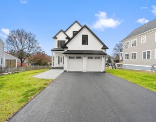 251 Clark Road, Lowell, Massachusetts, 5 Bedrooms Bedrooms, 19 Rooms Rooms,4.5 BathroomsBathrooms,Residential,For Sale,Clark Road,73467459