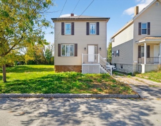 125 Carl St, Fall River, Massachusetts, 4 Bedrooms Bedrooms, 5 Rooms Rooms,2 BathroomsBathrooms,Residential,For Sale,Carl St,73467460