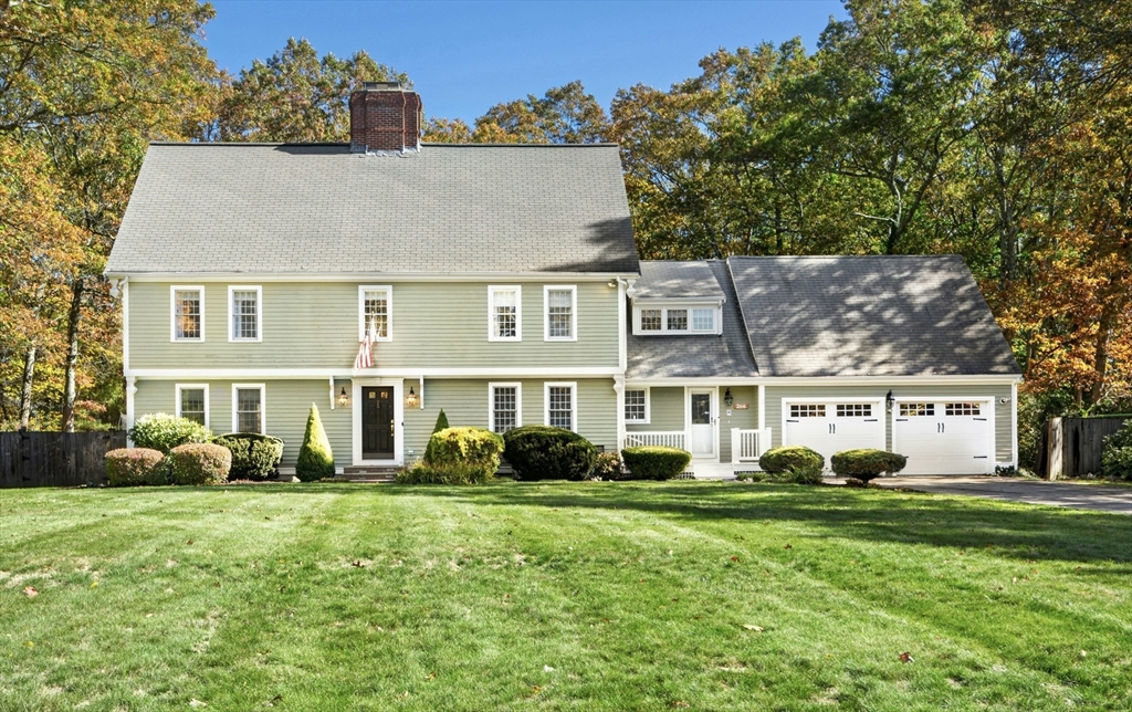 266 Willowgate Rise, Holliston, Massachusetts, 4 Bedrooms Bedrooms, 12 Rooms Rooms,2.5 BathroomsBathrooms,Residential,For Sale,Willowgate Rise,73447016