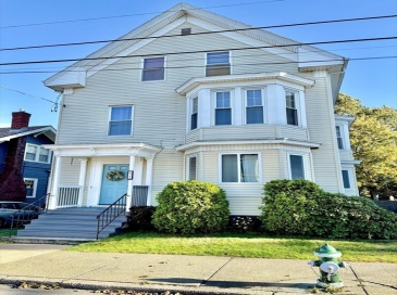 24 Parrott Street, Lynn, Massachusetts, 6 Bedrooms Bedrooms, 11 Rooms Rooms,2.5 BathroomsBathrooms,Residential Income,For Sale,Parrott Street,73447002