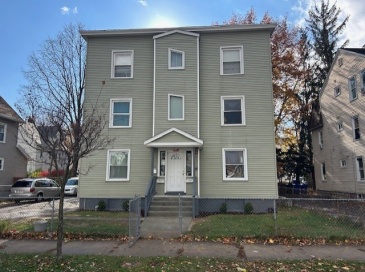 93 Wilmont Street, Springfield, Massachusetts, 9 Bedrooms Bedrooms, 15 Rooms Rooms,3 BathroomsBathrooms,Residential Income,For Sale,Wilmont Street,73454456