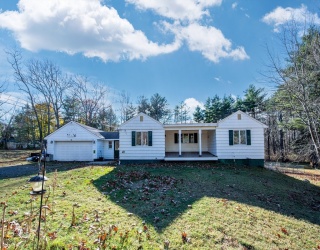 16 Killam Hill Rd, Boxford, Massachusetts, 3 Bedrooms Bedrooms, 6 Rooms Rooms,1 BathroomBathrooms,Residential,For Sale,Killam Hill Rd,73458987