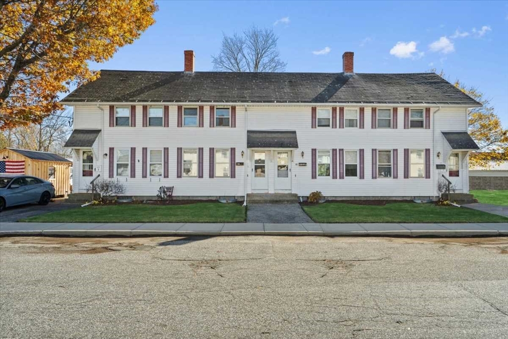 11 A St, Northbridge, Massachusetts, 2 Bedrooms Bedrooms, 5 Rooms Rooms,1 BathroomBathrooms,Residential,For Sale,A St,73452001